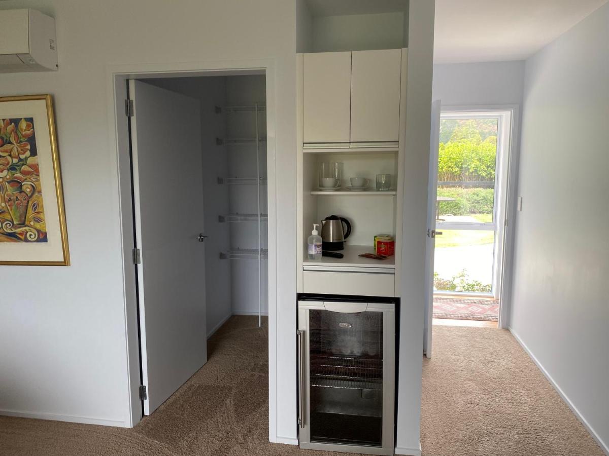 Coromandel Fitzroy Bnb 39B Whangapoua Road מראה חיצוני תמונה